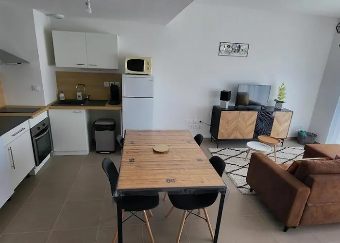 Appartement Avec Balcon/Terrasse