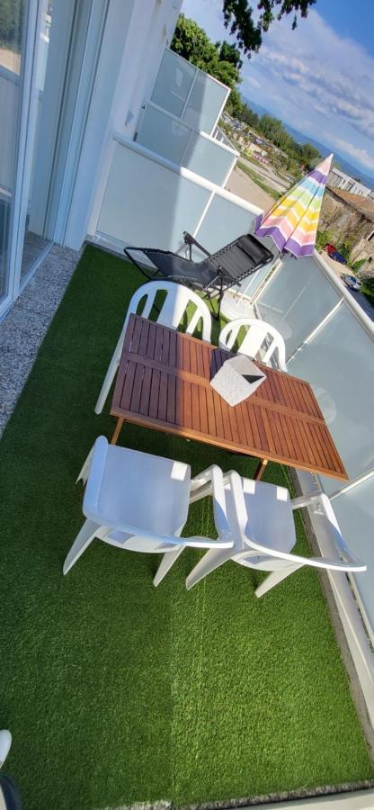 Avec Balcon/terrasse Apartment Monteux